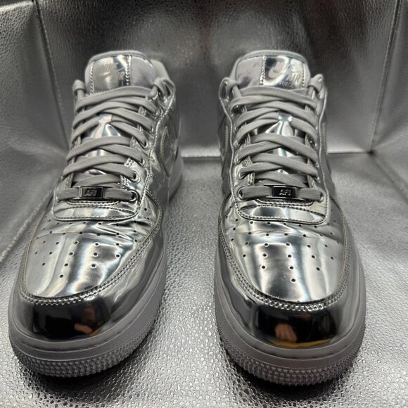 Size 14 Nike Air Force 1 SP Chrome Metallic Silver Womens Sneaker CQ6566-001 - Picture 3 of 11